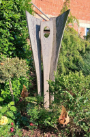 dřevěná socha do zahrady Anděl  230 cm 